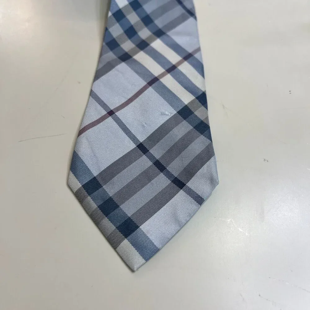 Burberry London Men's 100% Silk Nova Check Plaid Made In Italy Necktie Blue
